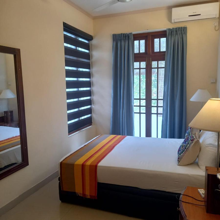 Crown Hills Kandy Inn Dış mekan fotoğraf