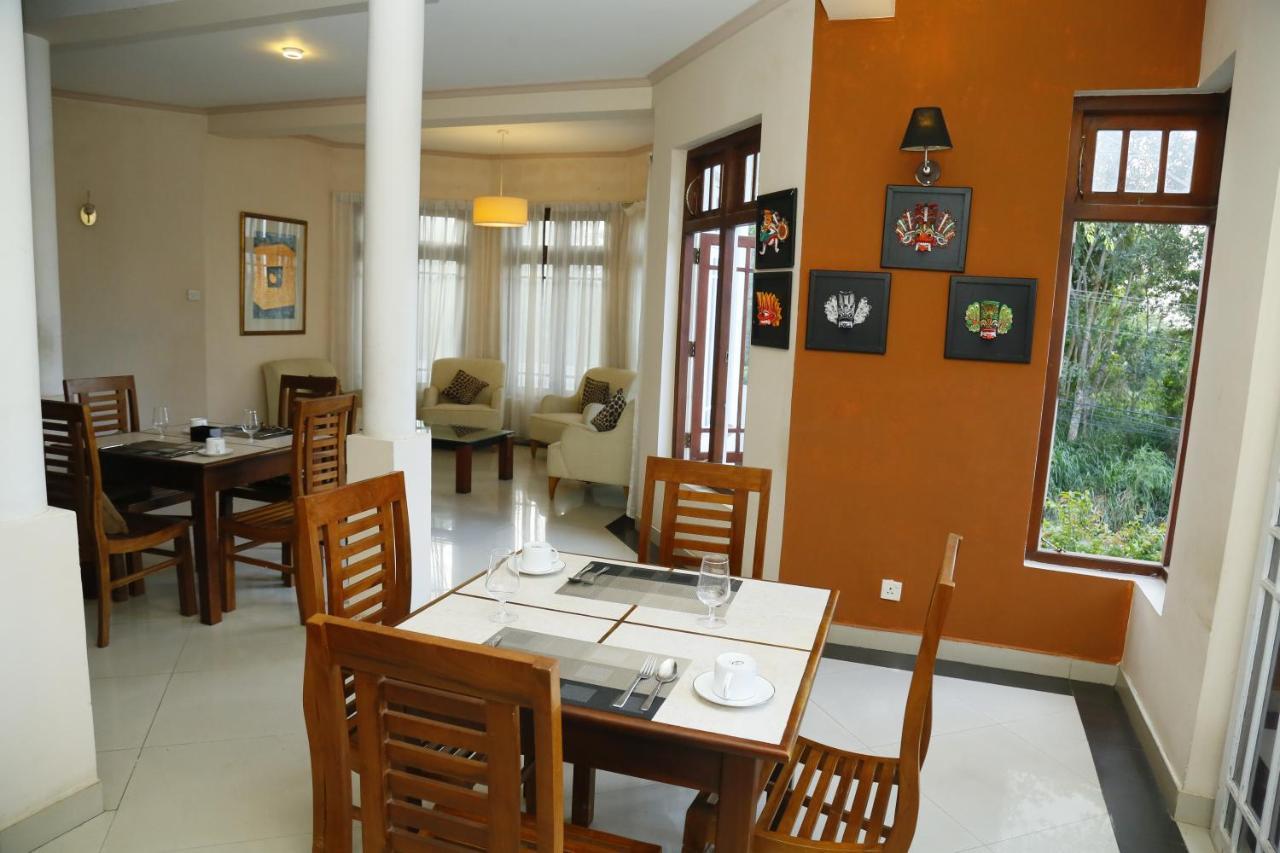 Crown Hills Kandy Inn Dış mekan fotoğraf