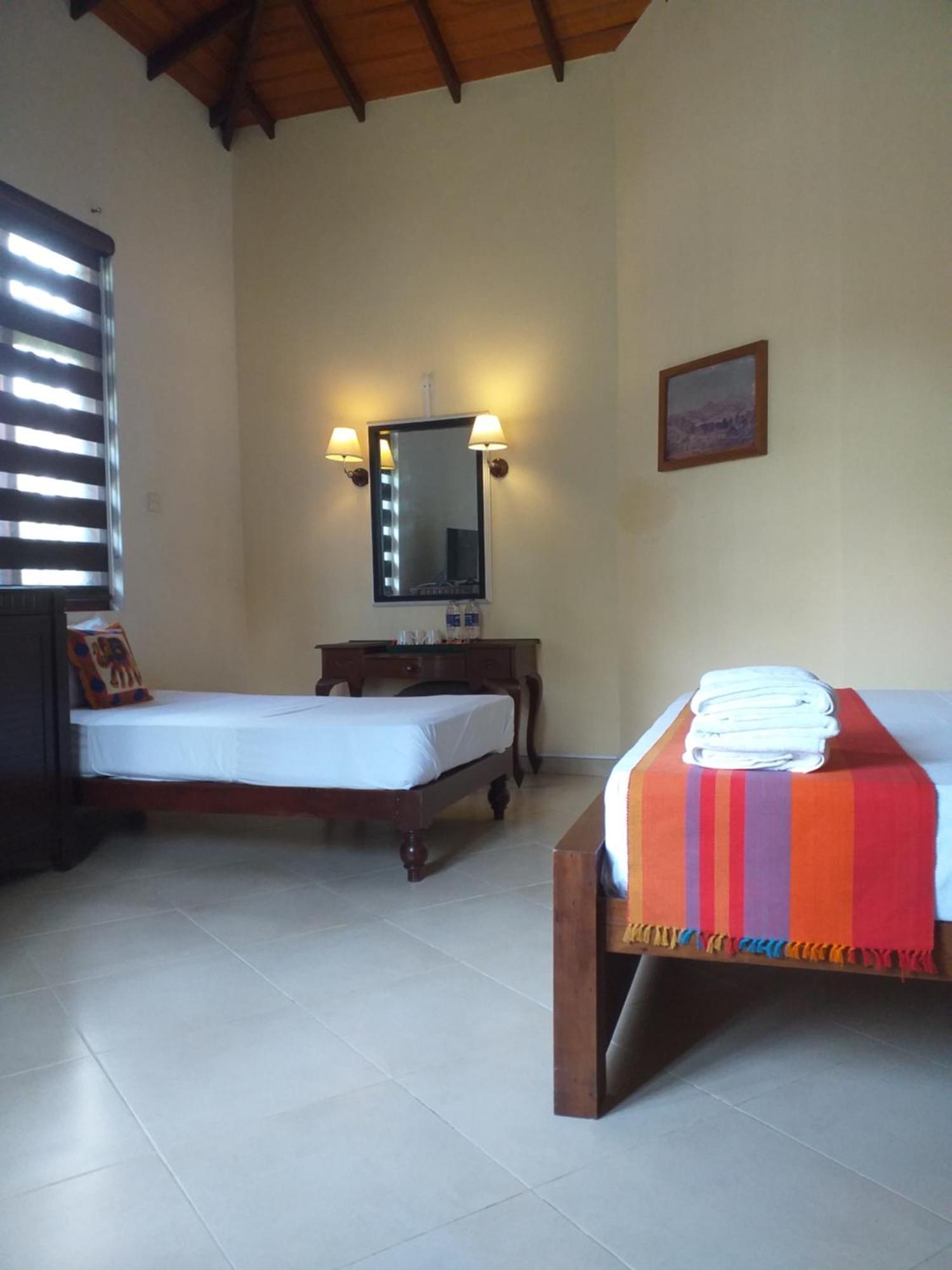 Crown Hills Kandy Inn Dış mekan fotoğraf