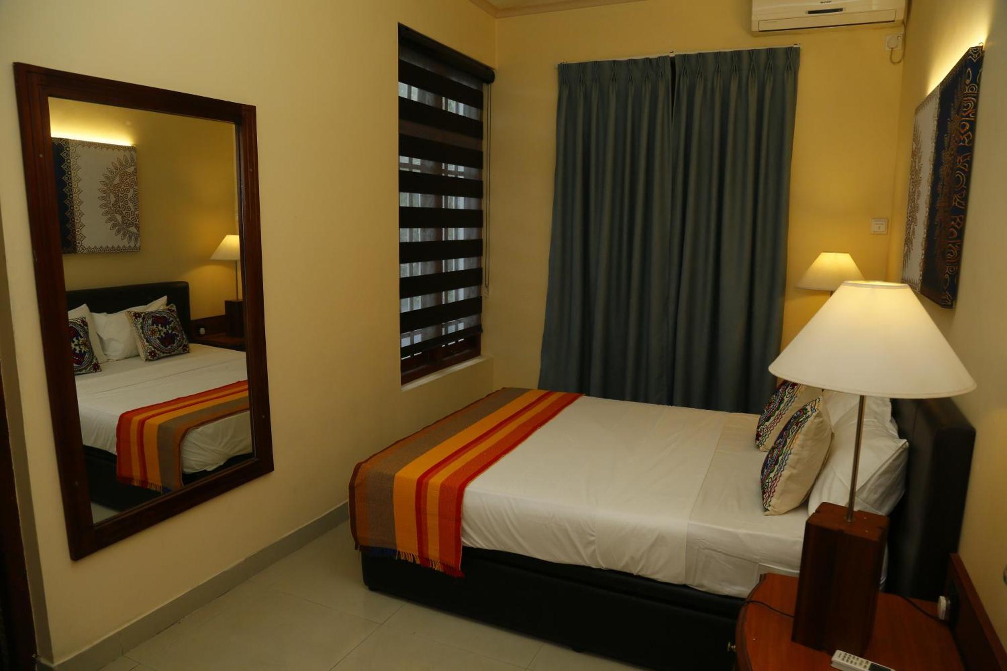 Crown Hills Kandy Inn Dış mekan fotoğraf